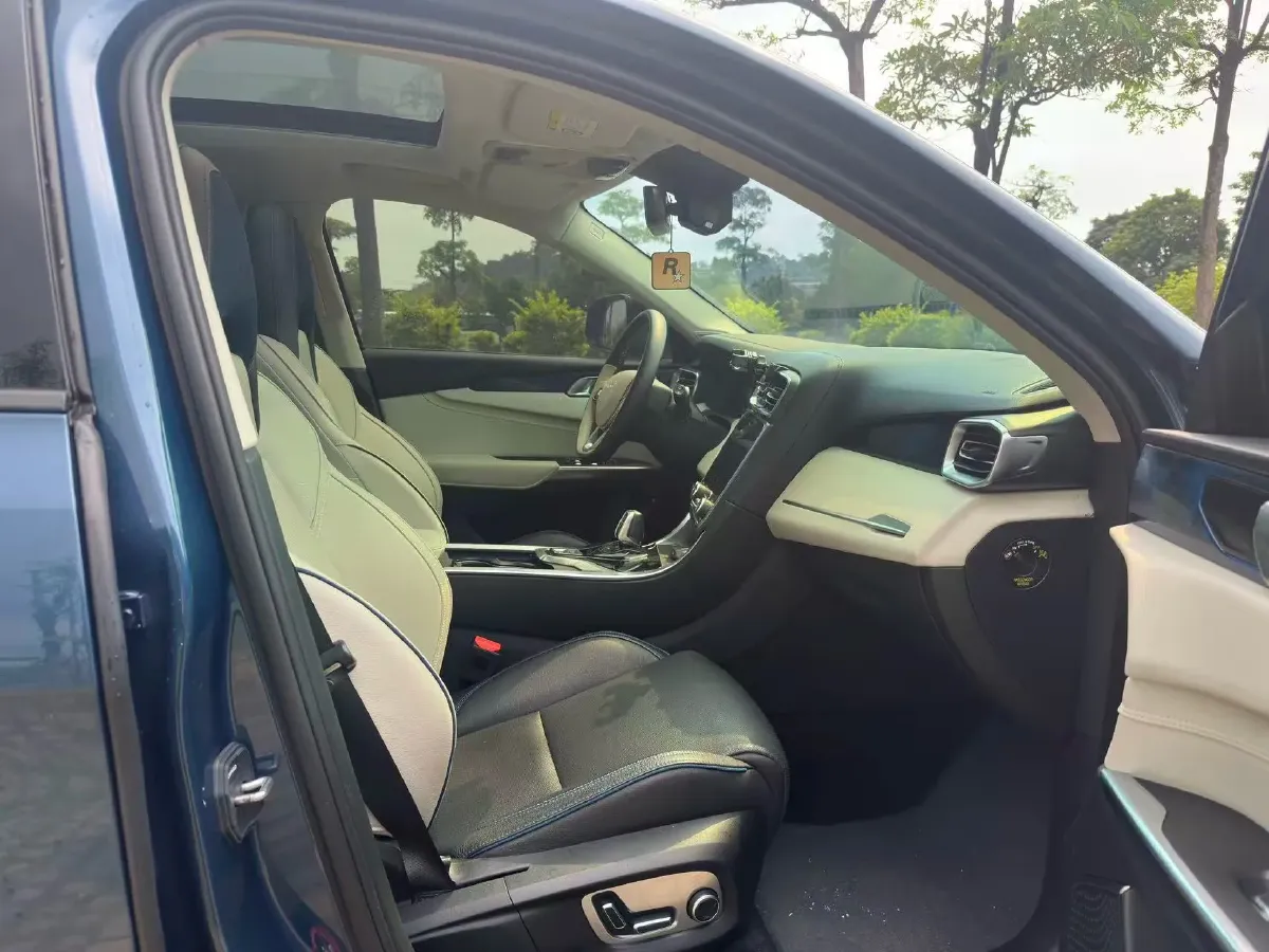 2019 LYNK&CO 01 2.0T 190HP L4 6AT,autocango,china used car exporter,china ev exporter,chinese used car exporter,chinese used ev exporter