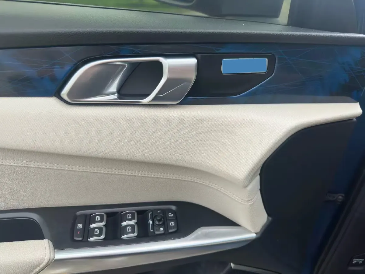 2019 LYNK&CO 01 2.0T 190HP L4 6AT,autocango,china used car exporter,china ev exporter,chinese used car exporter,chinese used ev exporter