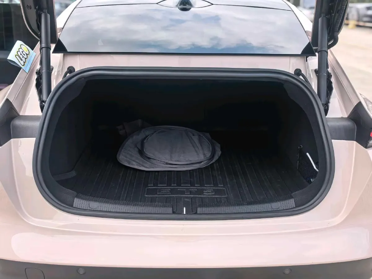 2022 JunTian HeiWuShi Youth 2.0T 203HP L4 6AT,autocango,china used car exporter,china ev exporter,chinese used car exporter,chinese used ev exporter