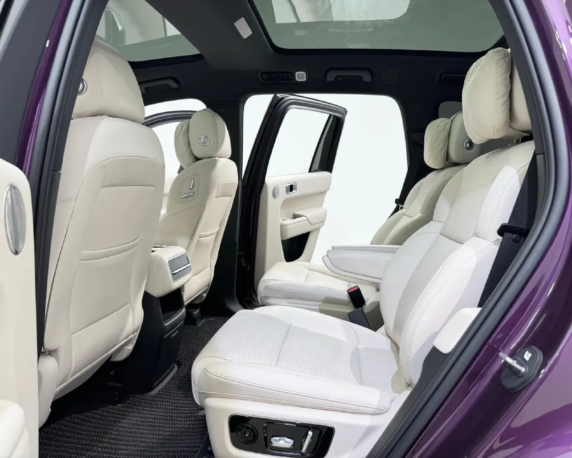 2023 Li L8 Range Extended 154HP REEV 40.9KWH,autocango,china used car exporter,china ev exporter,chinese used car exporter,chinese used ev exporter