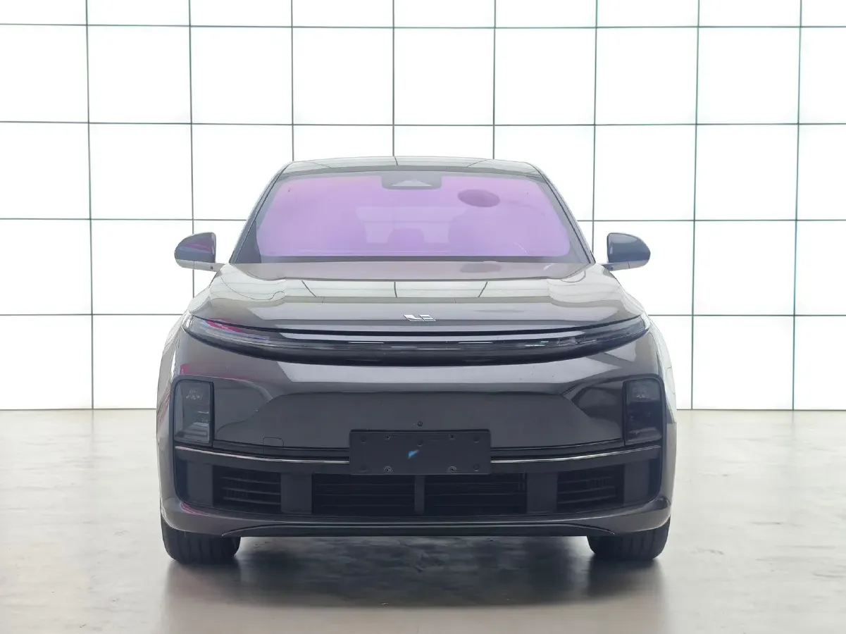 2023 Li L7 Range Extended 154HP REEV 40.9KWH,autocango,china used car exporter,china ev exporter,chinese used car exporter,chinese used ev exporter