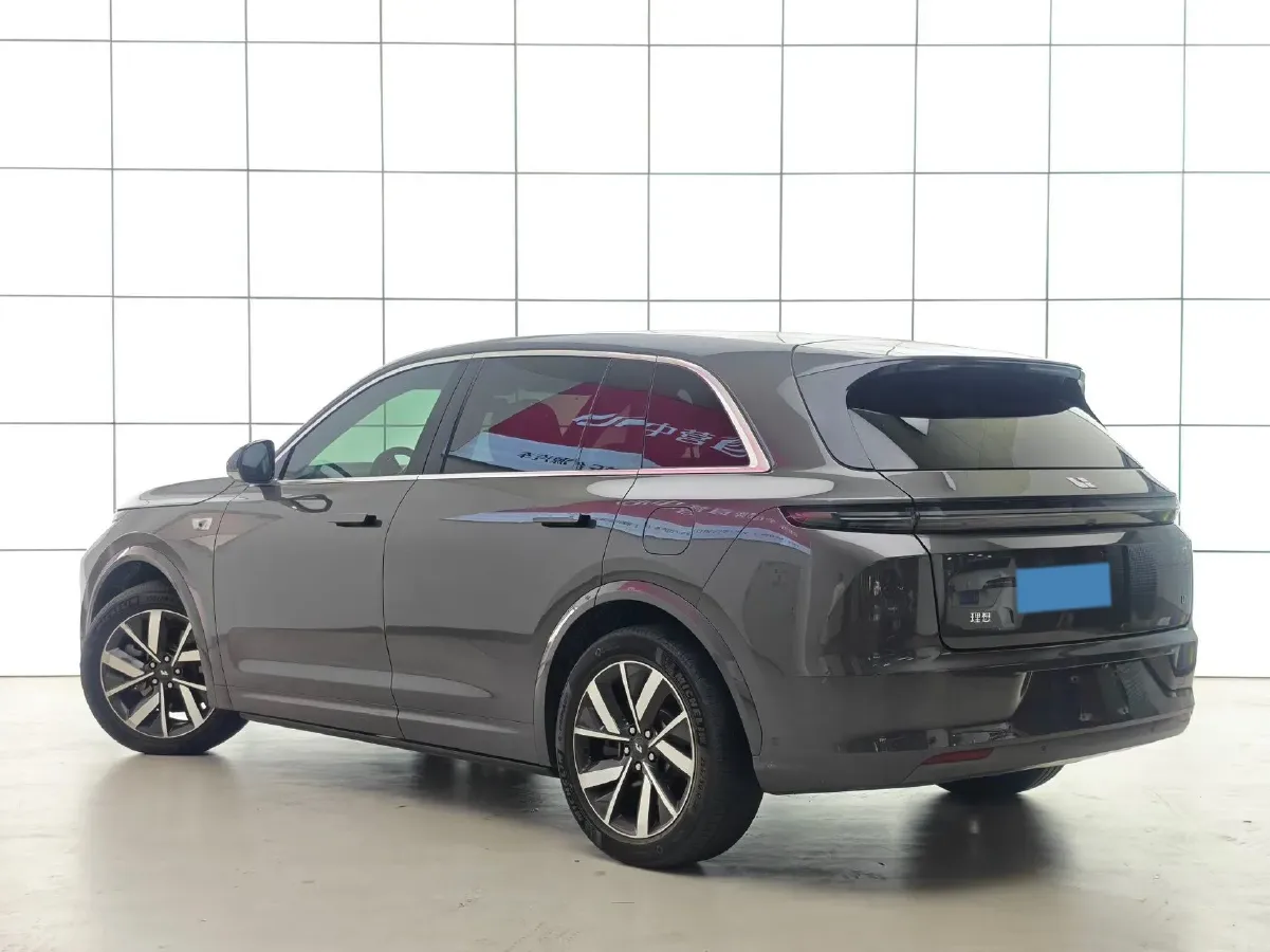 2023 Li L7 Range Extended 154HP REEV 40.9KWH,autocango,china used car exporter,china ev exporter,chinese used car exporter,chinese used ev exporter
