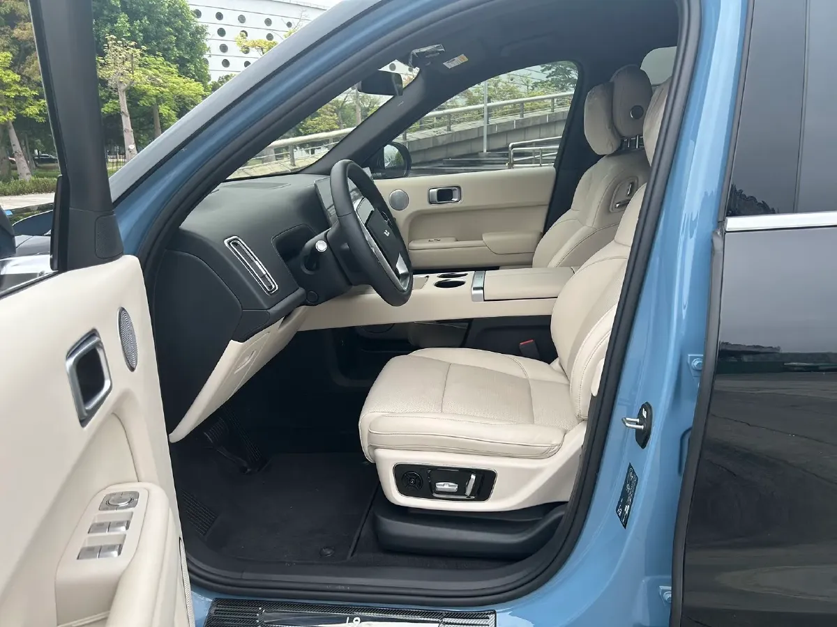 2022 Li L9 Range Extended 154HP REEV 42.6KWH,autocango,china used car exporter,china ev exporter,chinese used car exporter,chinese used ev exporter