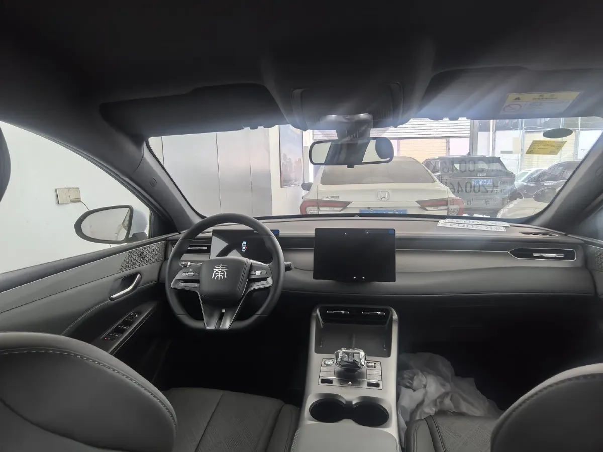 2025 BYD Qin Plus 1.5L 101HP L4 E-CVT PHEV 7.68KWH,autocango,china used car exporter,china ev exporter,chinese used car exporter,chinese used ev exporter