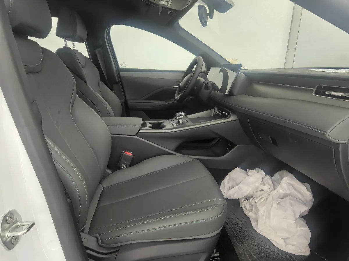 2025 BYD Qin Plus 1.5L 101HP L4 E-CVT PHEV 7.68KWH,autocango,china used car exporter,china ev exporter,chinese used car exporter,chinese used ev exporter