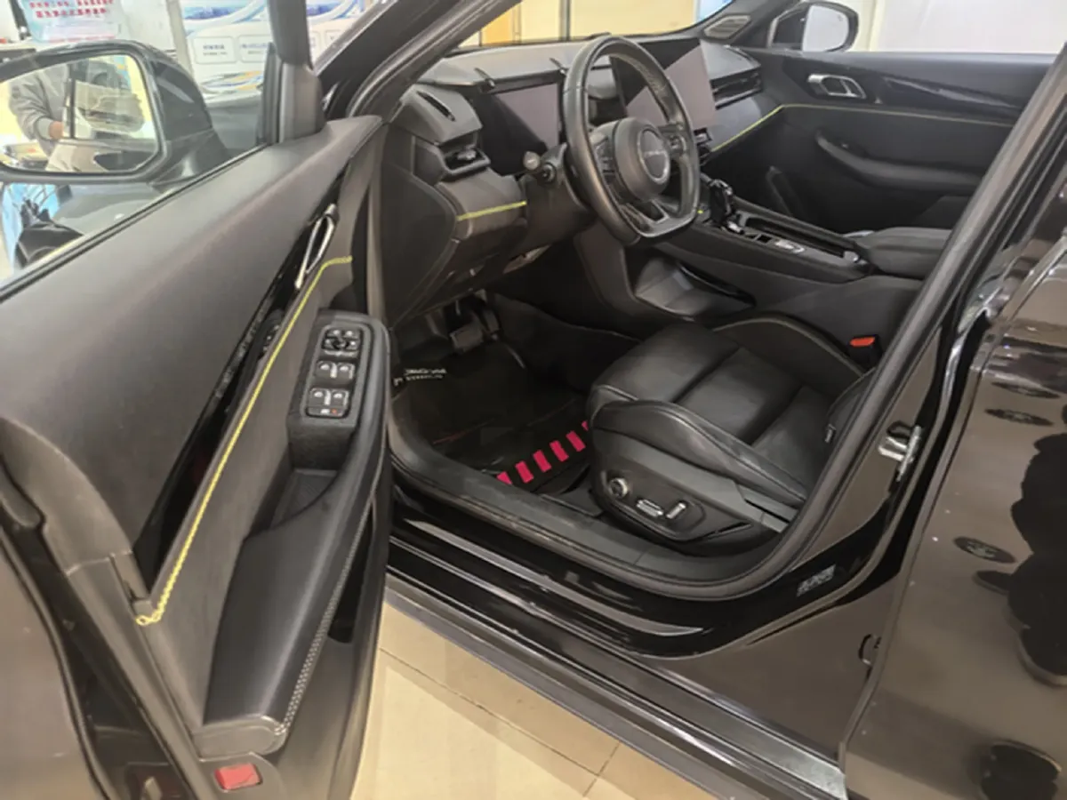 2023 LYNK&CO 03 2.0T 254HP L4 7DCT,autocango,china used car exporter,china ev exporter,chinese used car exporter,chinese used ev exporter