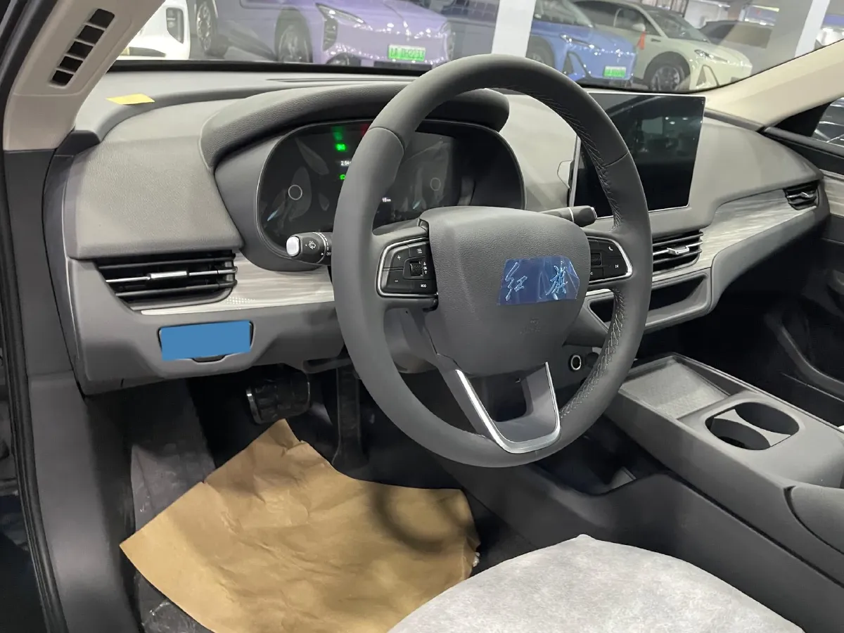 2025 HongQi E-QM5 BEV,autocango,china used car exporter,china ev exporter,chinese used car exporter,chinese used ev exporter