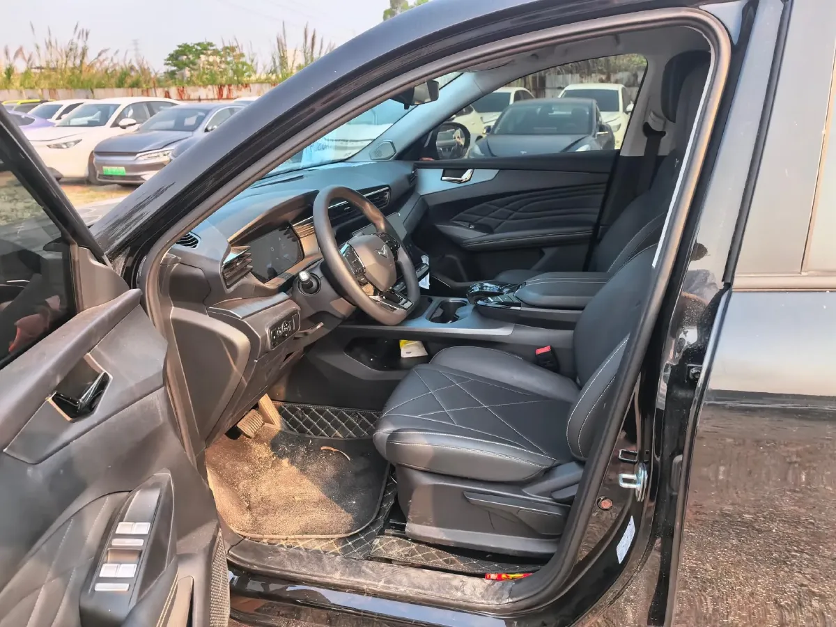 2025 KaiYi KunLun 1.5T 156HP L4 6DCT,autocango,china used car exporter,china ev exporter,chinese used car exporter,chinese used ev exporter