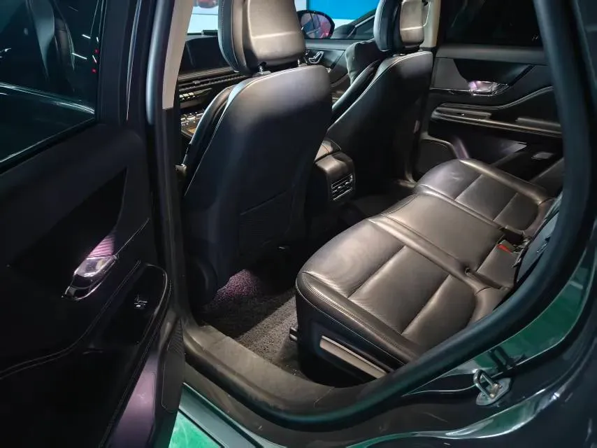 2024 Lincoln Corsair 2.0T 261HP L4 8AT,autocango,china used car exporter,china ev exporter,chinese used car exporter,chinese used ev exporter