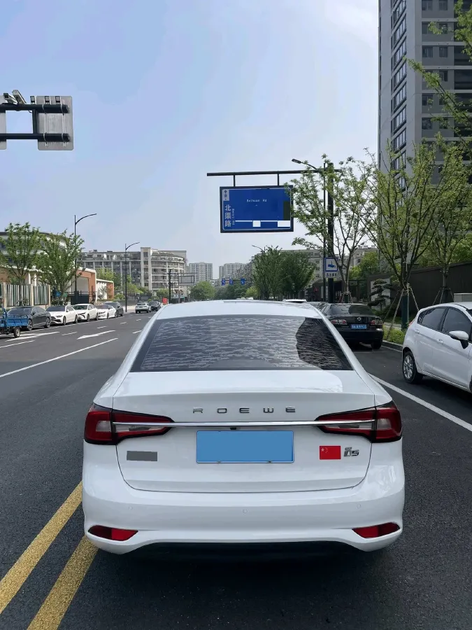 2019 Roewe i5 1.5L 120HP L4 CVT,autocango,china used car exporter,china ev exporter,chinese used car exporter,chinese used ev exporter