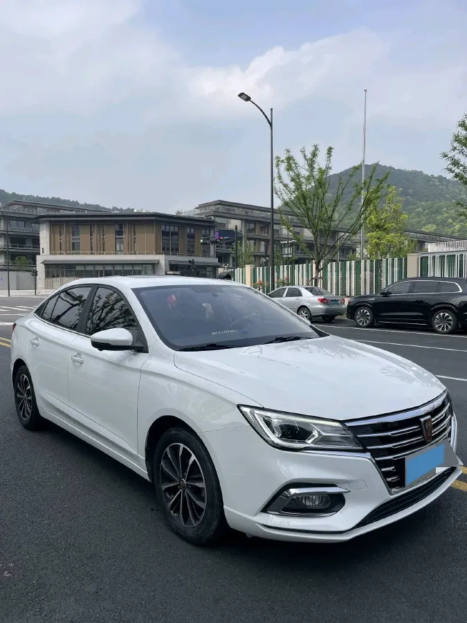 2019 Roewe i5 1.5L 120HP L4 CVT,autocango,china used car exporter,china ev exporter,chinese used car exporter,chinese used ev exporter