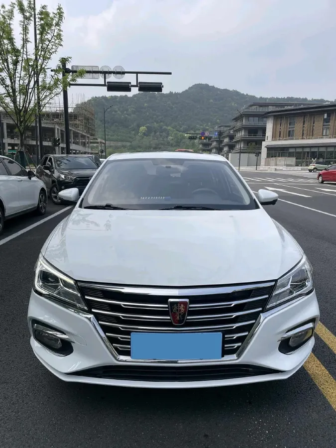 2019 Roewe i5 1.5L 120HP L4 CVT,autocango,china used car exporter,china ev exporter,chinese used car exporter,chinese used ev exporter