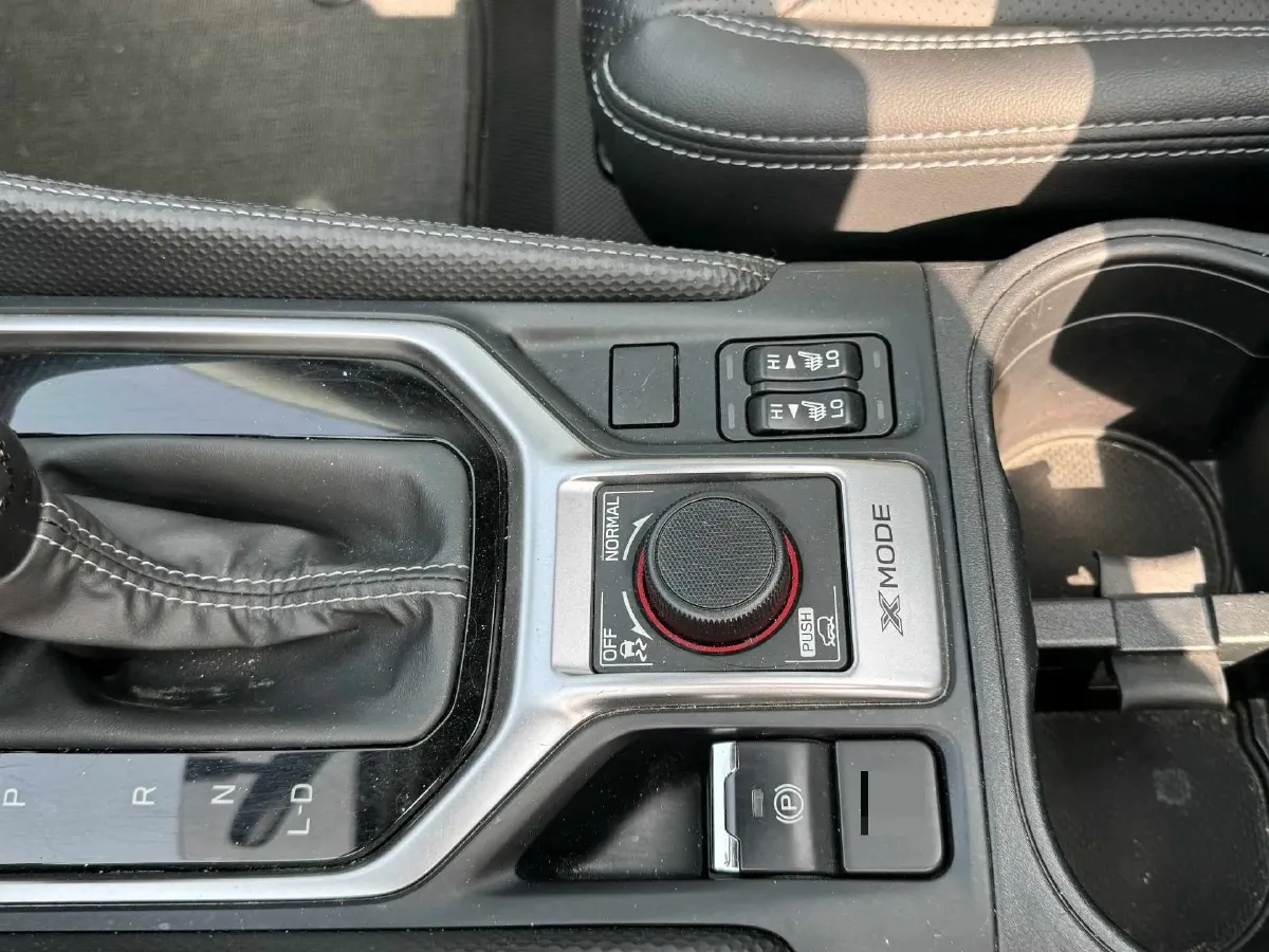 2022 Subaru Forester 2.0L 154HP H4 CVT,autocango,china used car exporter,china ev exporter,chinese used car exporter,chinese used ev exporter