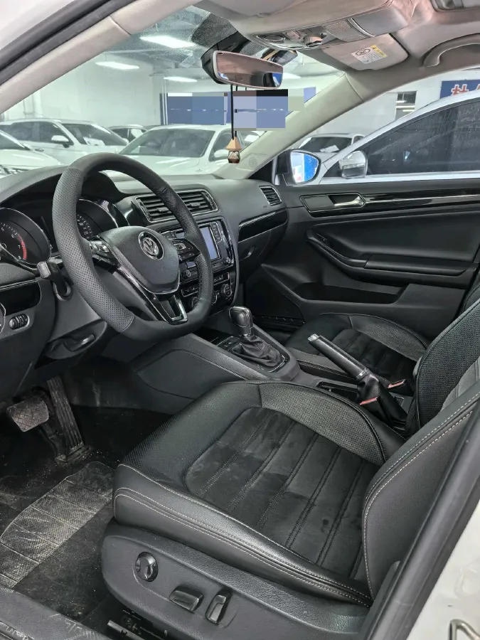 2018 Mazda CX-4 2.5L 192HP L4 6AT,autocango,china used car exporter,china ev exporter,chinese used car exporter,chinese used ev exporter