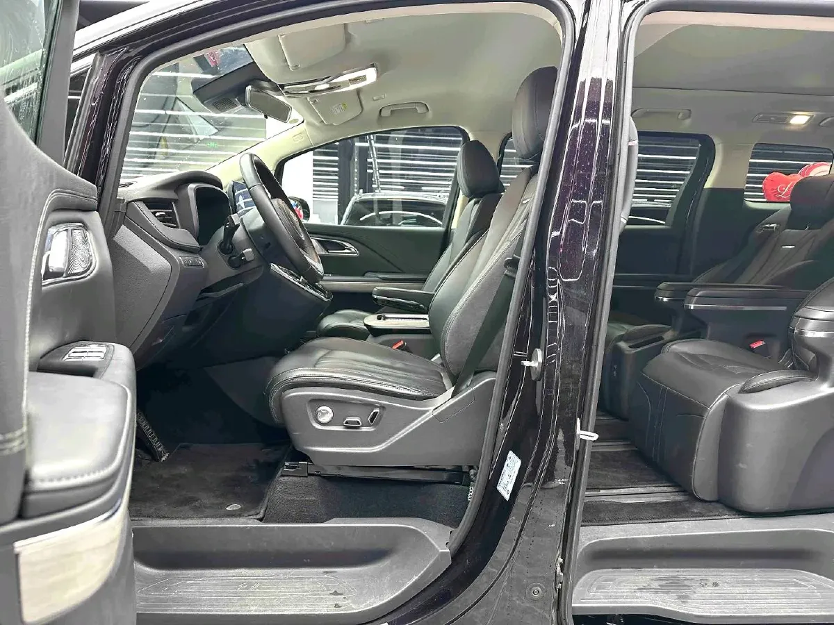 2024 HongQi HQ9 2.0T 163HP L4 1DHT PHEV 20.14KWH,autocango,china used car exporter,china ev exporter,chinese used car exporter,chinese used ev exporter