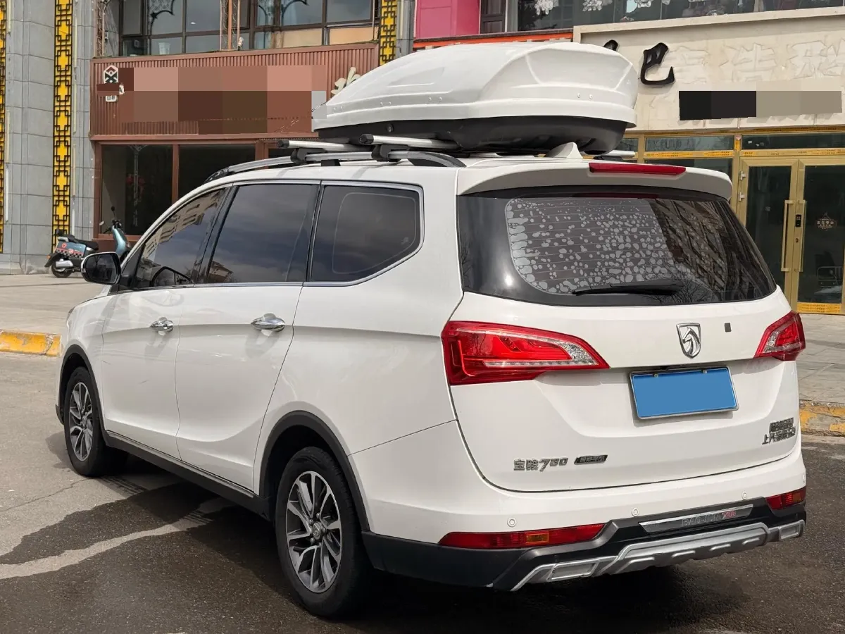 2017 BaoJun 730 1.5T 150HP L4 6MT,autocango,china used car exporter,china ev exporter,chinese used car exporter,chinese used ev exporter