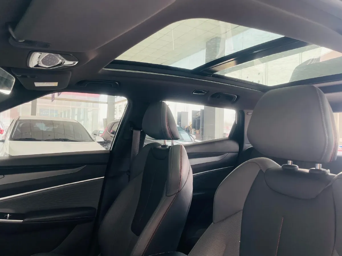 2023 Geely Azkarra 1.5T 181HP L4 7DCT,autocango,china used car exporter,china ev exporter,chinese used car exporter,chinese used ev exporter