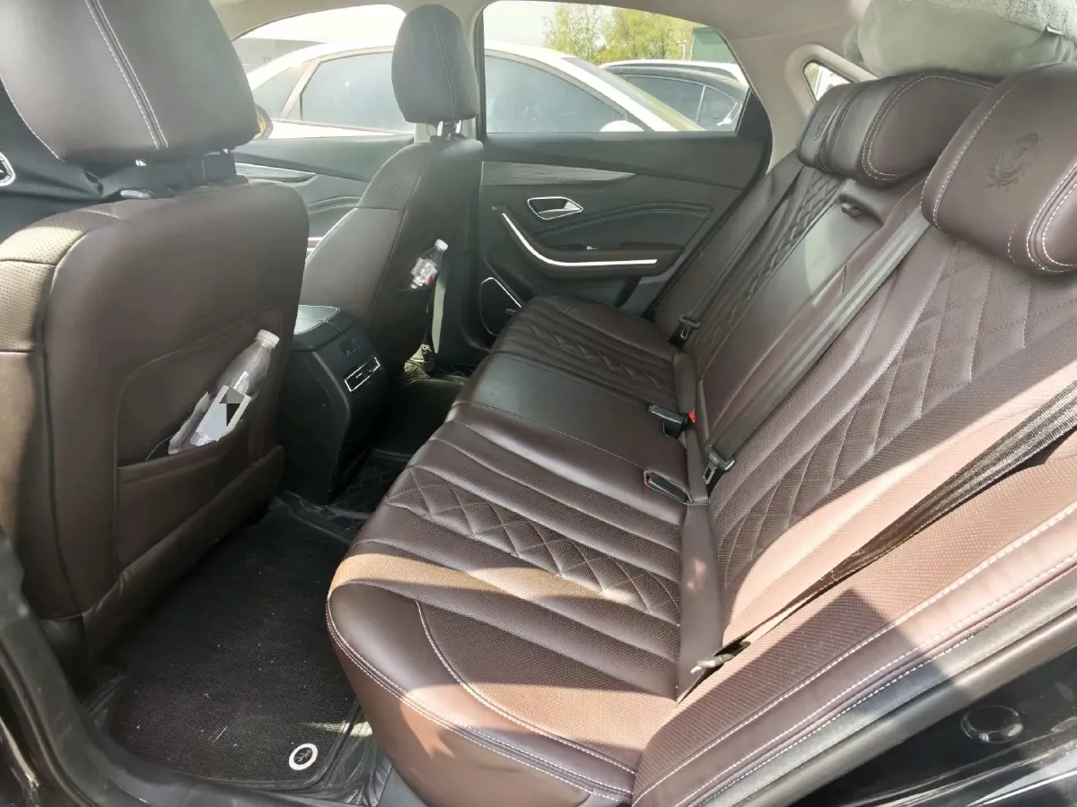 2022 BeiJing Auto EU7 BEV 60.7KWH,autocango,china used car exporter,china ev exporter,chinese used car exporter,chinese used ev exporter