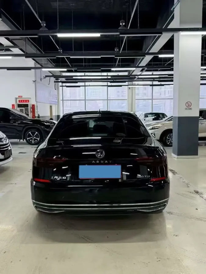 2019 Volvo V40 1.5T 152HP L4 6AT,autocango,china used car exporter,china ev exporter,chinese used car exporter,chinese used ev exporter