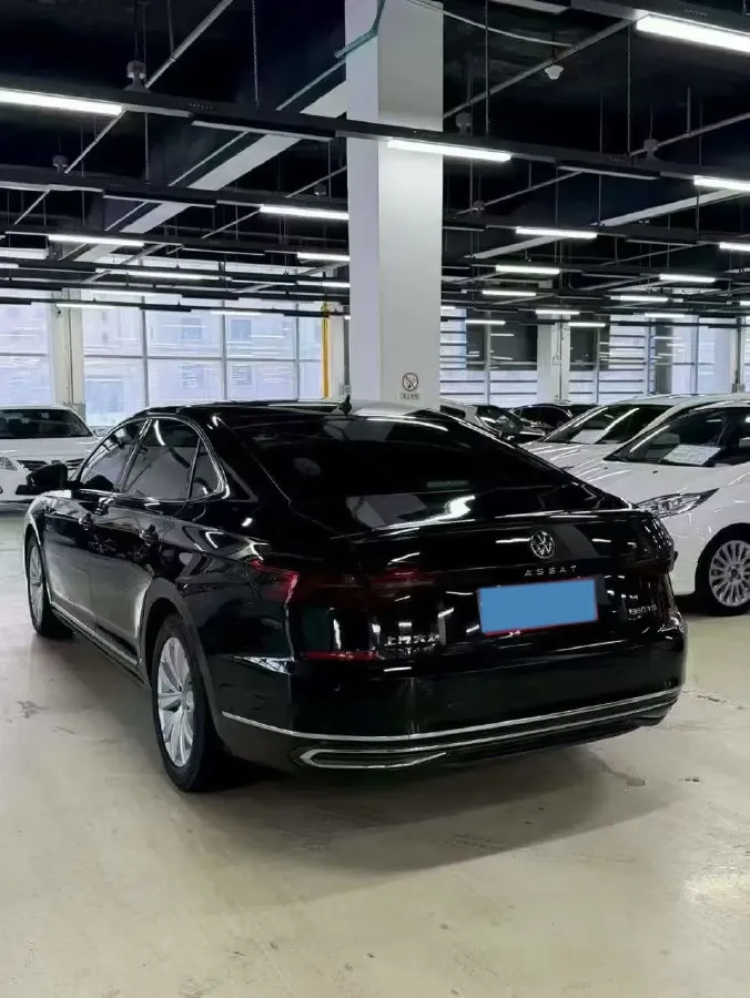 2019 Volvo V40 1.5T 152HP L4 6AT,autocango,china used car exporter,china ev exporter,chinese used car exporter,chinese used ev exporter