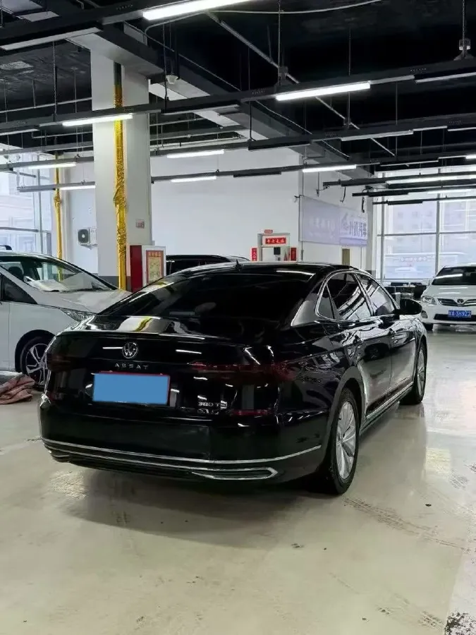 2019 Volvo V40 1.5T 152HP L4 6AT,autocango,china used car exporter,china ev exporter,chinese used car exporter,chinese used ev exporter