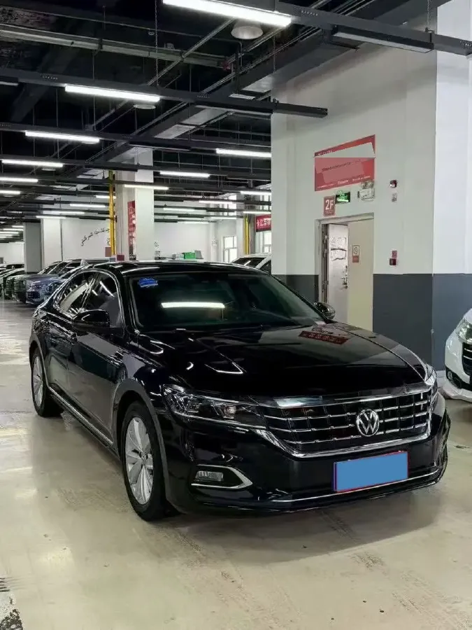 2019 Volvo V40 1.5T 152HP L4 6AT,autocango,china used car exporter,china ev exporter,chinese used car exporter,chinese used ev exporter