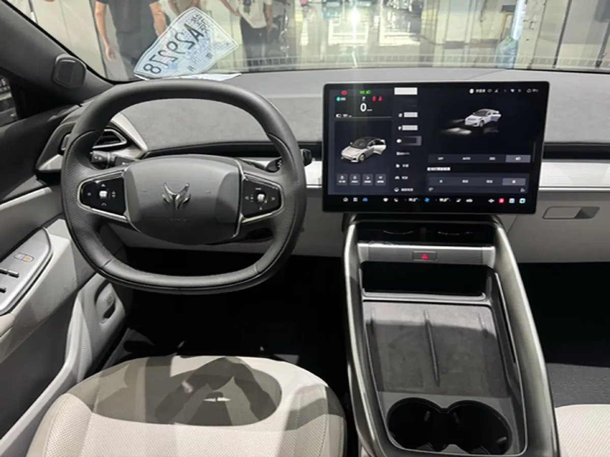 2024 Isuzu LingTuo 2.5T 150HP L4 8AT,autocango,china used car exporter,china ev exporter,chinese used car exporter,chinese used ev exporter