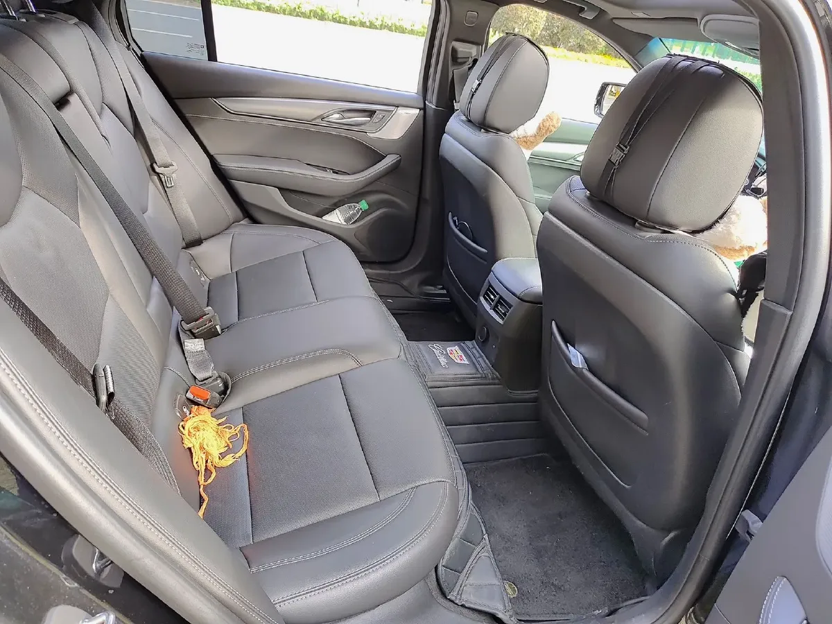 2023 Cadillac CT5 2.0T 237HP L4 10AT,autocango,china used car exporter,china ev exporter,chinese used car exporter,chinese used ev exporter