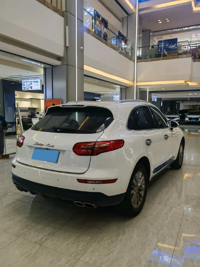 2017 Zotye SR9 2.0T 190HP L4 5MT,autocango,china used car exporter,china ev exporter,chinese used car exporter,chinese used ev exporter