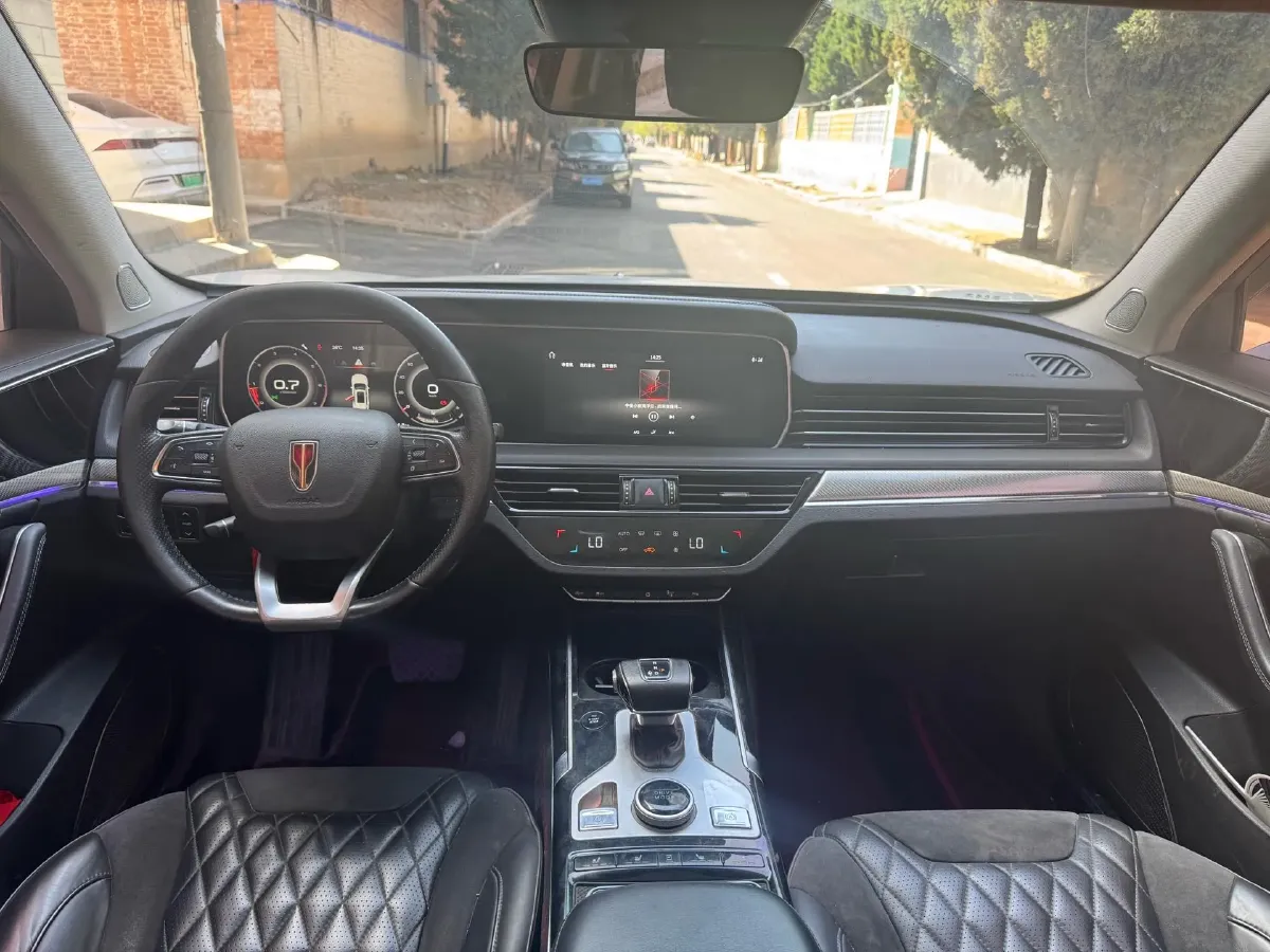 2019 HongQi HS5 2.0T 224HP L4 6AT,autocango,china used car exporter,china ev exporter,chinese used car exporter,chinese used ev exporter