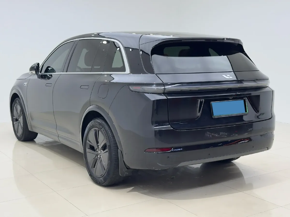 2024 Li L7 Range Extended 154HP REEV 42.8KWH,autocango,china used car exporter,china ev exporter,chinese used car exporter,chinese used ev exporter