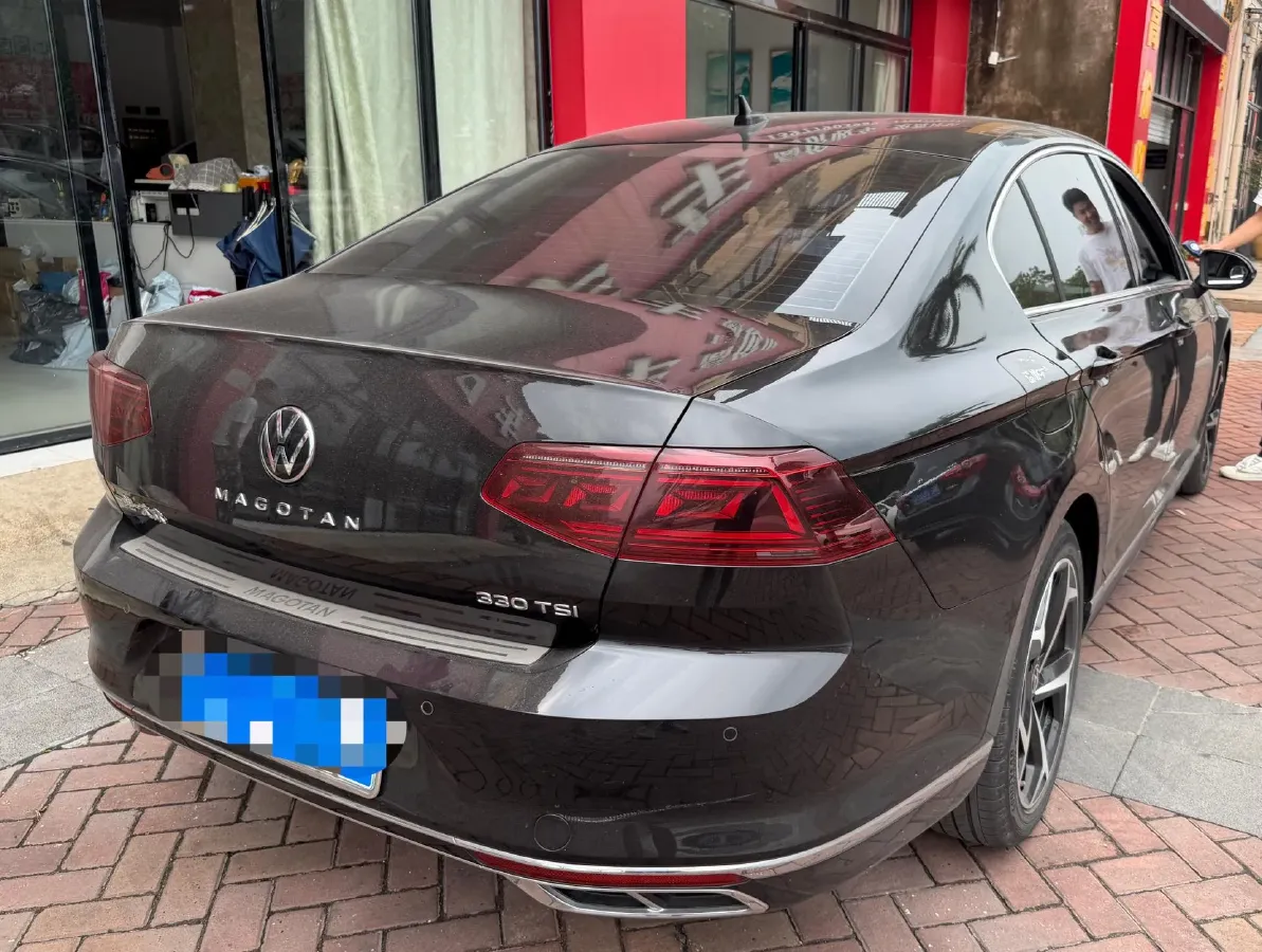 2023 Volkswagen Magotan 2.0T 186HP L4 7DCT,autocango,china used car exporter,china ev exporter,chinese used car exporter,chinese used ev exporter