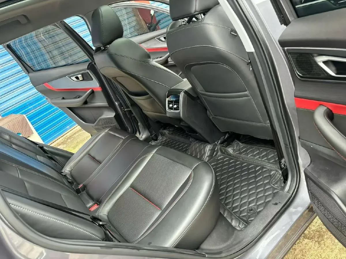 2022 Chery Tiggo 7 1.5T 156HP L4 CVT,autocango,china used car exporter,china ev exporter,chinese used car exporter,chinese used ev exporter