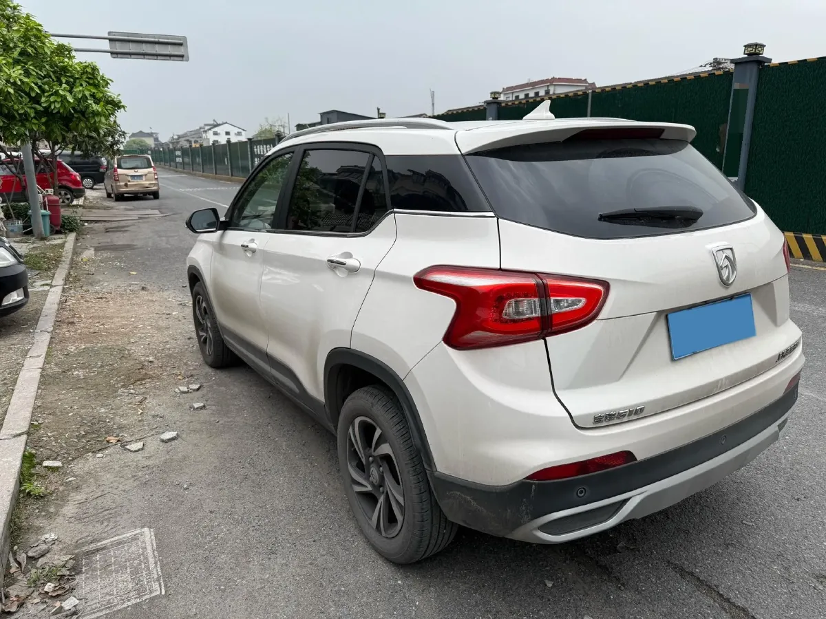 2017 BaoJun 510 1.5L 112HP L4 6MT,autocango,china used car exporter,china ev exporter,chinese used car exporter,chinese used ev exporter