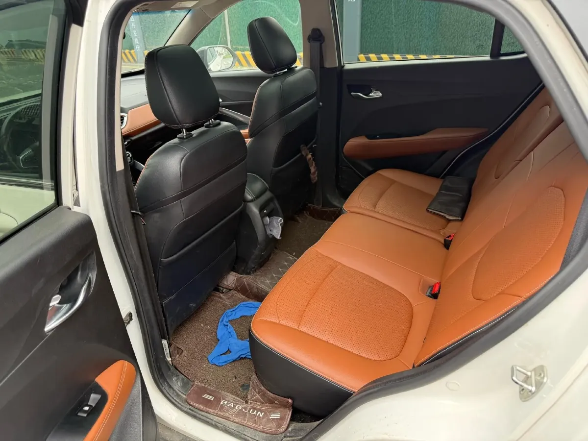 2017 BaoJun 510 1.5L 112HP L4 6MT,autocango,china used car exporter,china ev exporter,chinese used car exporter,chinese used ev exporter