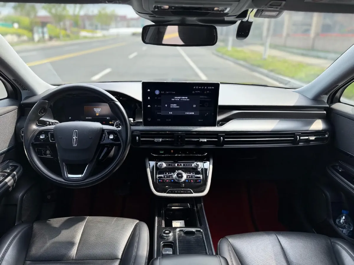 2021 Lincoln Corsair 2.0T 245HP L4 8AT,autocango,china used car exporter,china ev exporter,chinese used car exporter,chinese used ev exporter