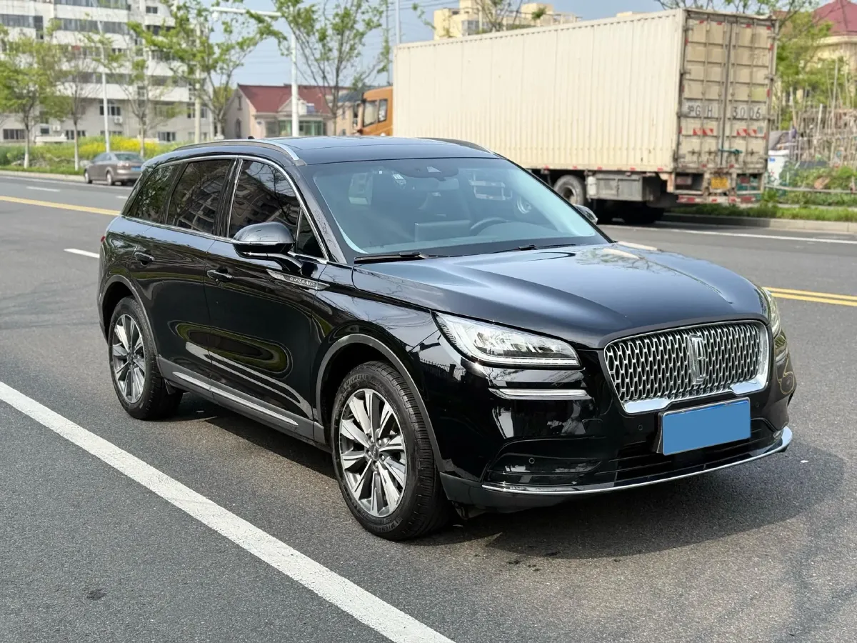 2021 Lincoln Corsair 2.0T 245HP L4 8AT,autocango,china used car exporter,china ev exporter,chinese used car exporter,chinese used ev exporter