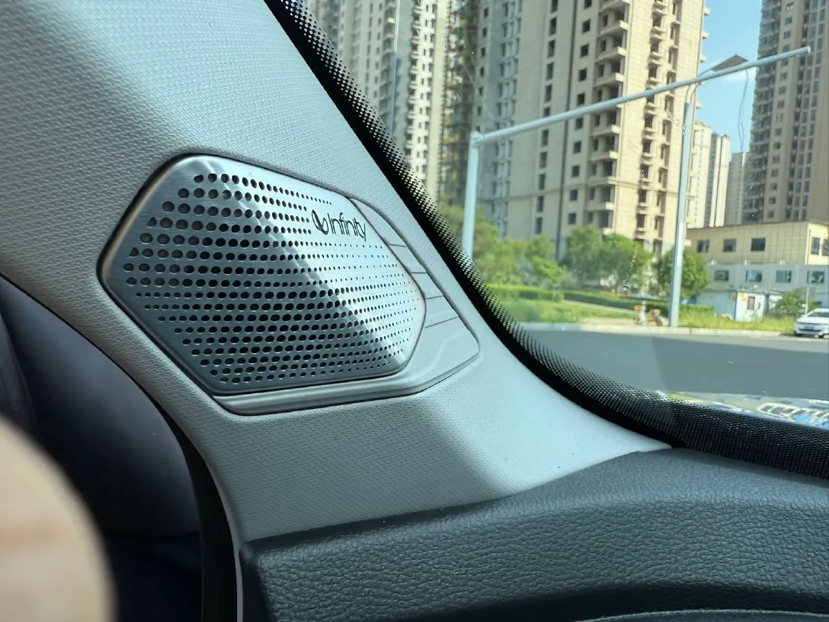 2023 Geely StarRay 1.5T 181HP L4 7DCT,autocango,china used car exporter,china ev exporter,chinese used car exporter,chinese used ev exporter