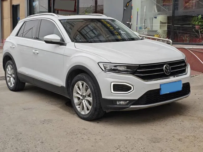 2022 Volkswagen T-Roc 1.4T 150HP L4 7DCT,autocango,china used car exporter,china ev exporter,chinese used car exporter,chinese used ev exporter