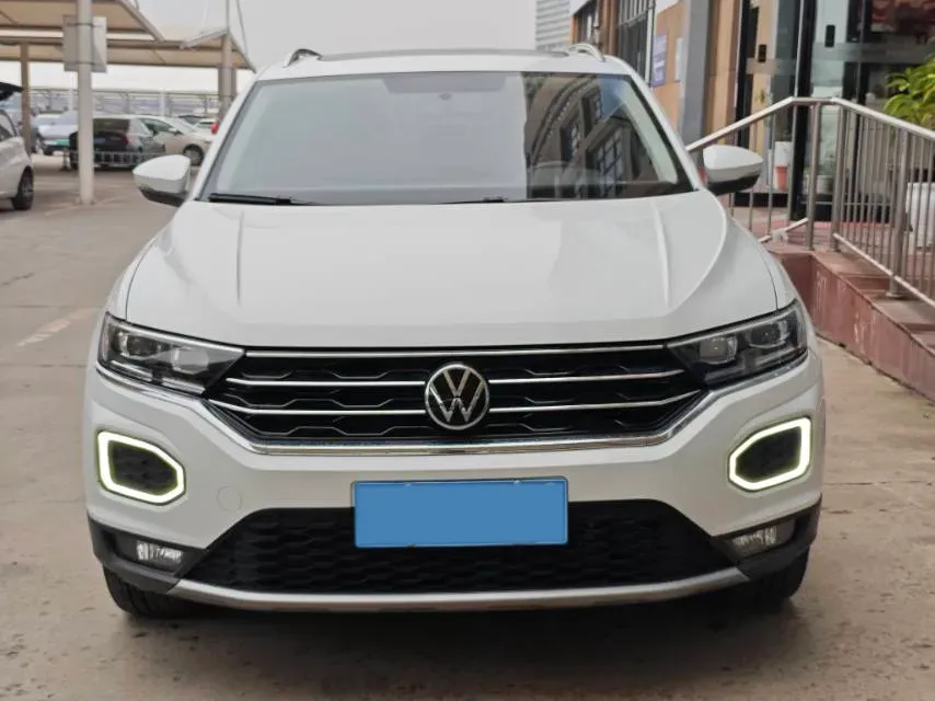 2022 Volkswagen T-Roc 1.4T 150HP L4 7DCT,autocango,china used car exporter,china ev exporter,chinese used car exporter,chinese used ev exporter