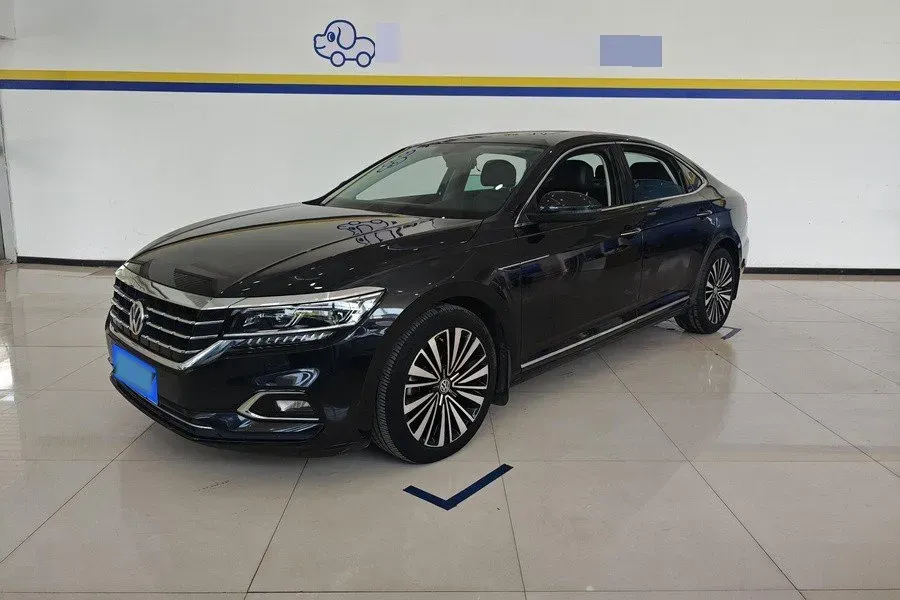 2020 Volkswagen Passat 2.0T 186HP L4 7DCT,autocango,china used car exporter,china ev exporter,chinese used car exporter,chinese used ev exporter