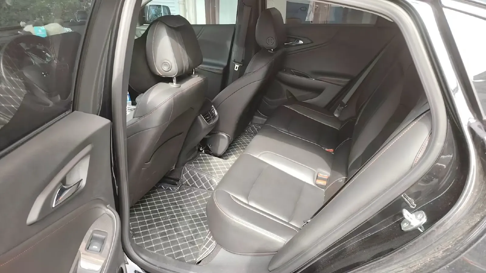 2022 Chevrolet Malibu XL 2.0T 237HP L4 9AT,autocango,china used car exporter,china ev exporter,chinese used car exporter,chinese used ev exporter