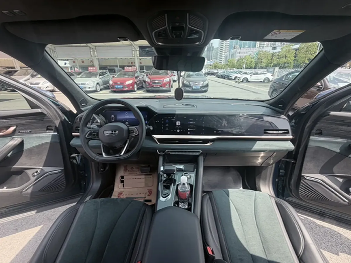 2021 Geely Monjaro 2.0T 218HP L4 7DCT,autocango,china used car exporter,china ev exporter,chinese used car exporter,chinese used ev exporter