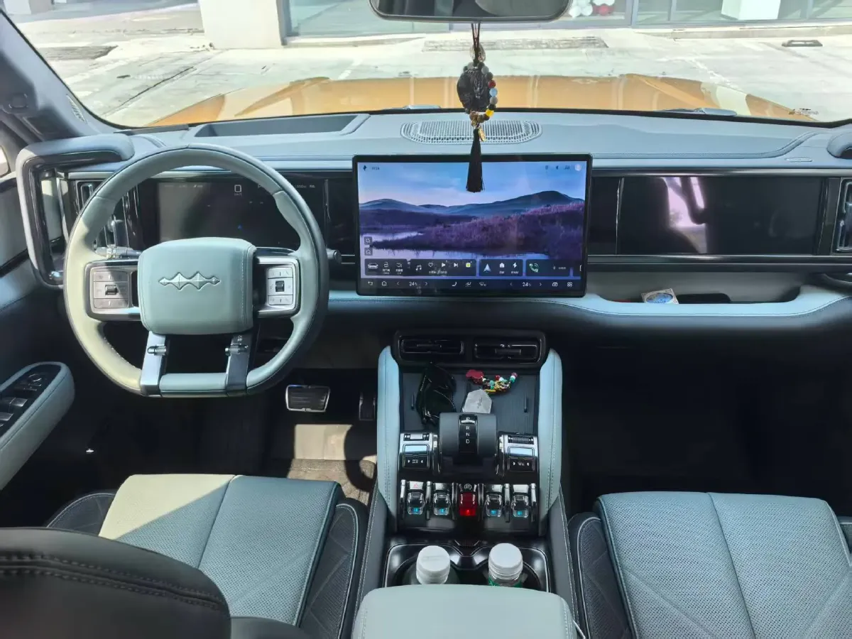 2023 Toyota Crown Kluger 2.5L 189HP L4 E-CVT Hybrid,autocango,china used car exporter,china ev exporter,chinese used car exporter,chinese used ev exporter