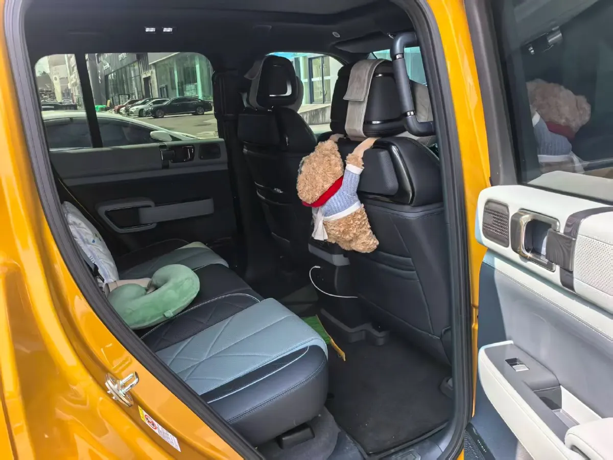 2023 Toyota Crown Kluger 2.5L 189HP L4 E-CVT Hybrid,autocango,china used car exporter,china ev exporter,chinese used car exporter,chinese used ev exporter