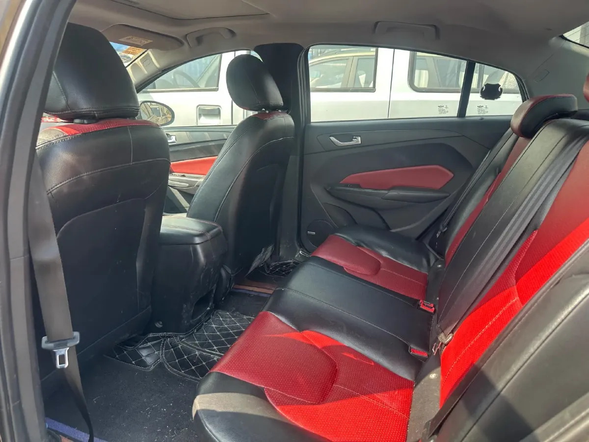 2017 Chery Arrizo 5 1.5T 147HP L4 5MT,autocango,china used car exporter,china ev exporter,chinese used car exporter,chinese used ev exporter