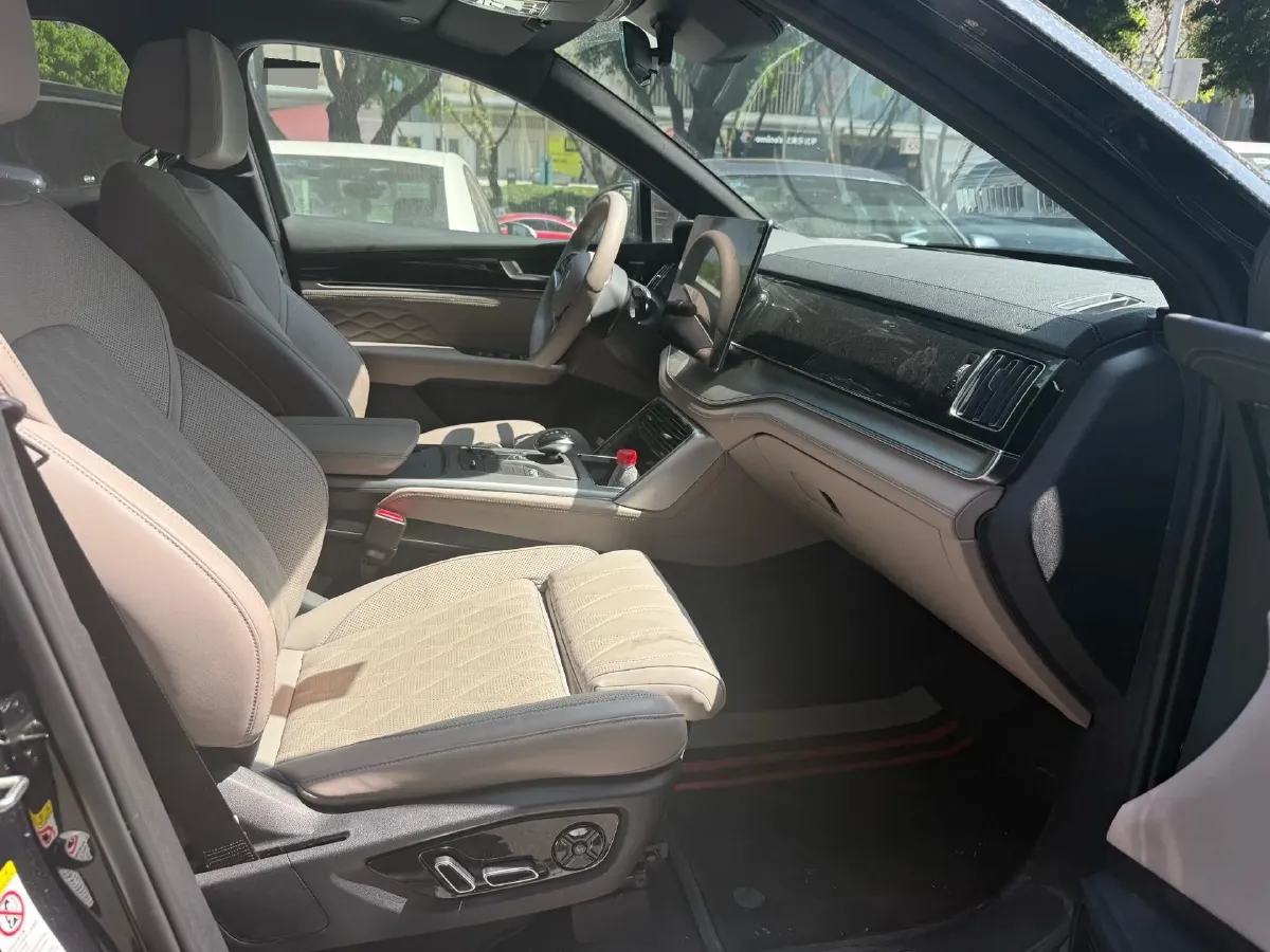 2025 BYD Tang 1.5T 156HP L4 E-CVT PHEV 21.504KWH,autocango,china used car exporter,china ev exporter,chinese used car exporter,chinese used ev exporter