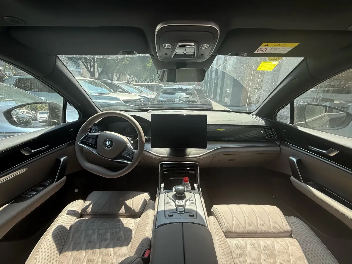 2025 BYD Tang 1.5T 156HP L4 E-CVT PHEV 21.504KWH,autocango,china used car exporter,china ev exporter,chinese used car exporter,chinese used ev exporter