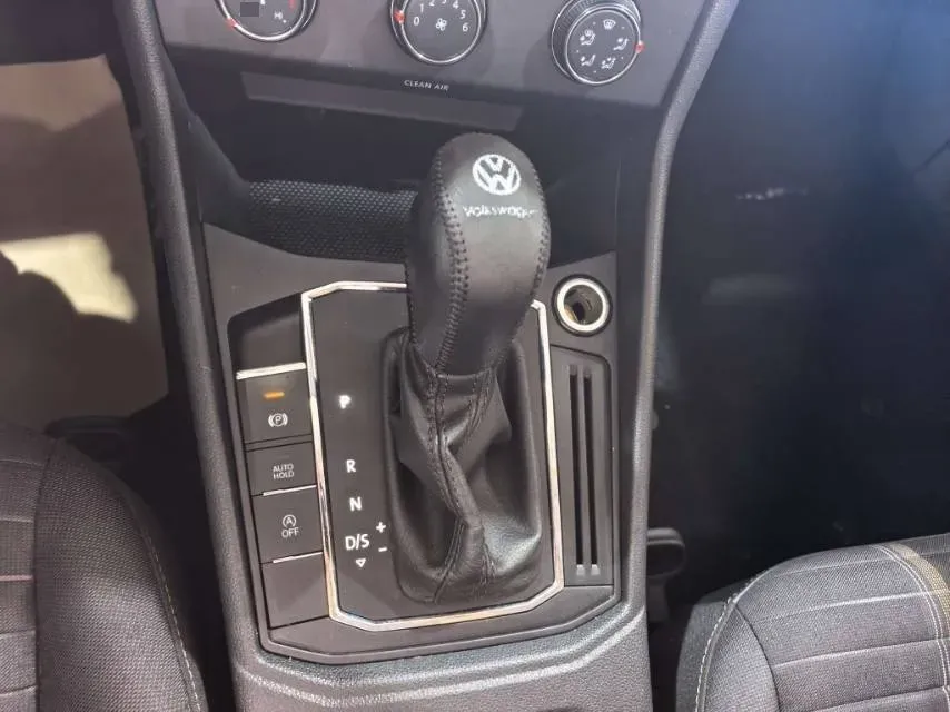 2019 Volkswagen Lavida 1.5L 113HP L4 6AT,autocango,china used car exporter,china ev exporter,chinese used car exporter,chinese used ev exporter