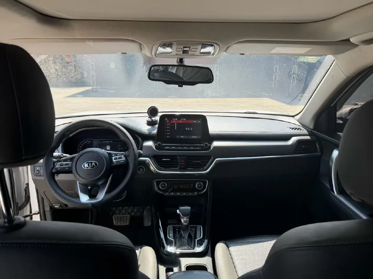 2018 Kia Sportage R 2.0L 160HP L4 6AT,autocango,china used car exporter,china ev exporter,chinese used car exporter,chinese used ev exporter